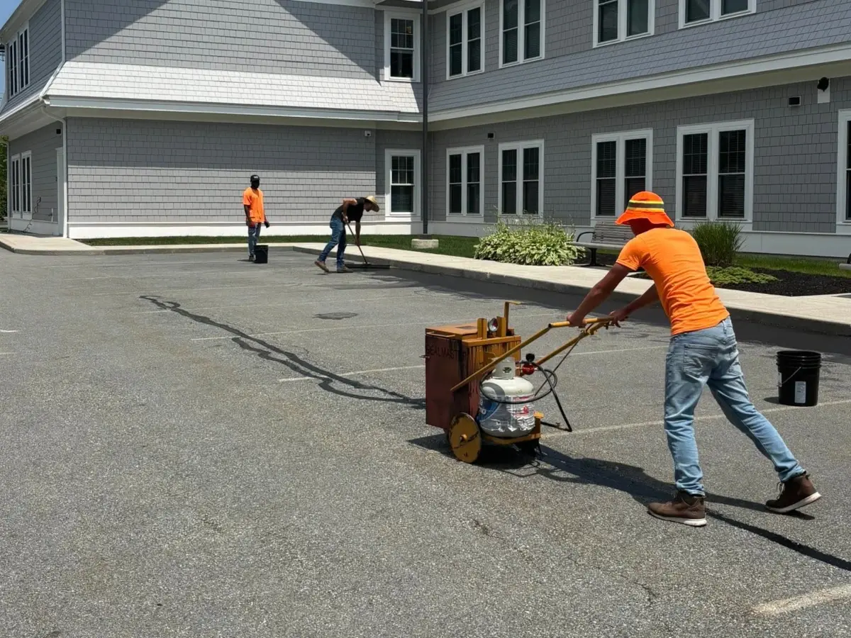 Parking lot sealcoating in Connecticut